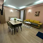 Apartman Adora *